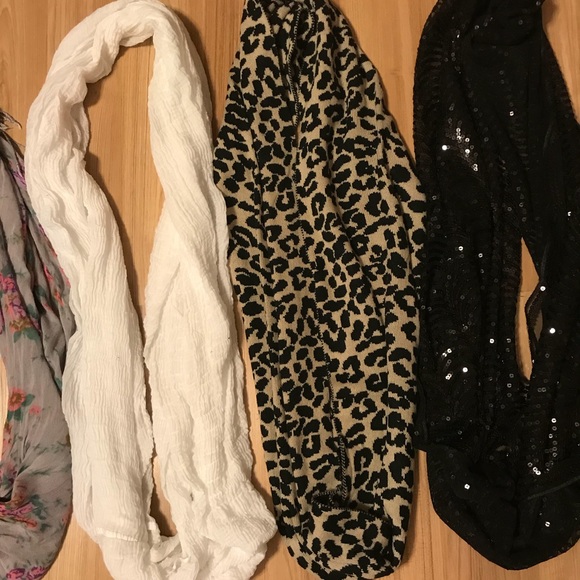 Infinity Scarf Bundle - Picture 3 of 6